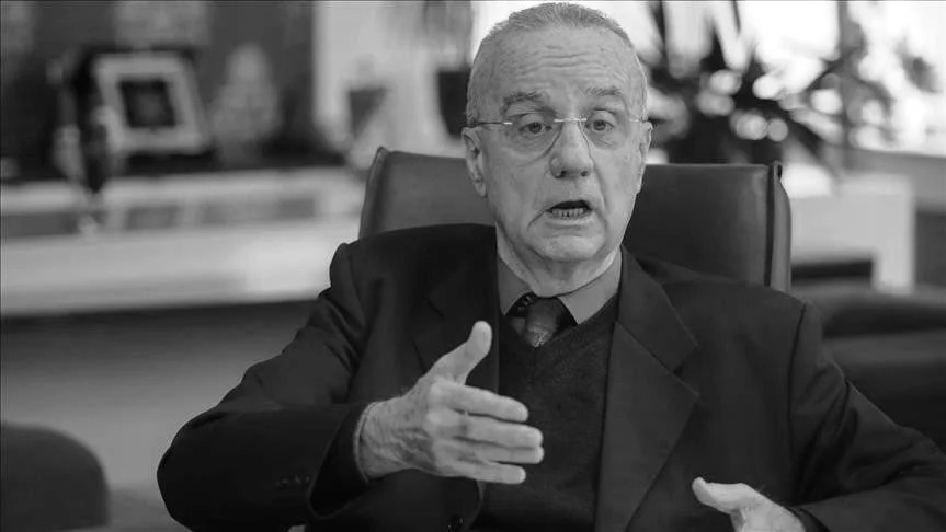 U Sarajevu preminuo Irfan Ajanović, jedan od osnivača SDA