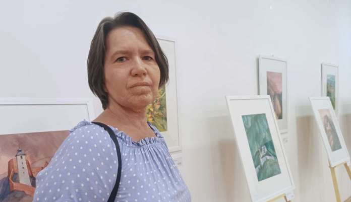 U Zenici otvorena izložba “Čuvari – Stari gradovi Bosne i Hercegovine” Elene Arsenijević