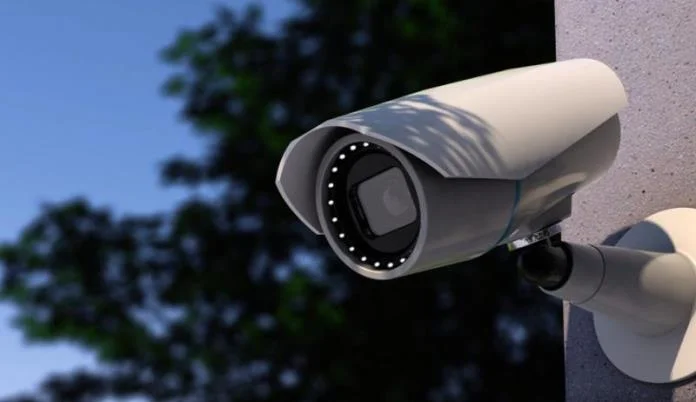 Zeničaninu lopov ukrao nadzornu kameru iz dvorišta