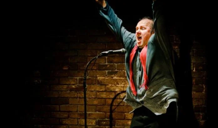 Kultna monodrama “CABAres CABArei” Zijaha Sokolovića večeras na Festivalu kulture u Busovači