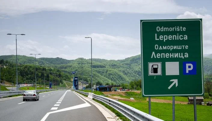Obustava saobraćaja na izlaznom kraku sa autoceste iz pravca Konjica