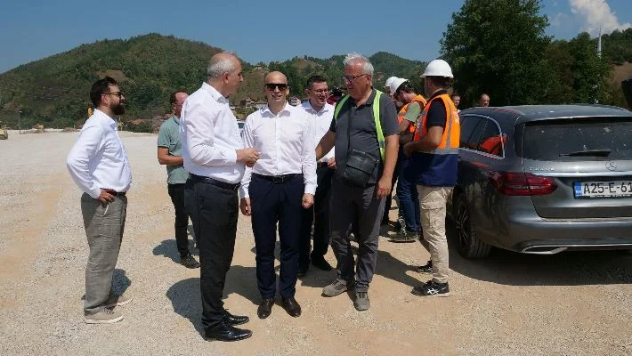 Premijer ZDK Nezir Pivić posjetio Općinu Tešanj (FOTO)
