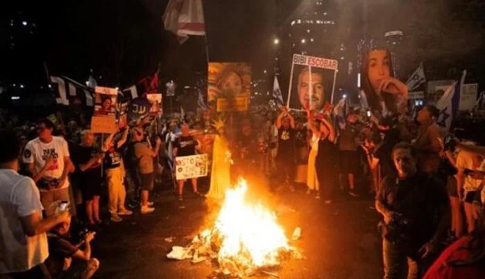 Održani protesti širom Izraela, traži se ostavka vlade i raspisivanje izbora
