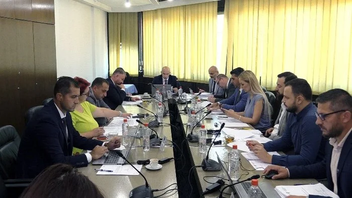 Vlada ZDK usvojila Nacrt zakona o prijavljivanju i postupku provjere podataka o imovini nosioca javnih funkcija te Prijedlog izmjena i dopuna Zakona o visokom obrazovanju