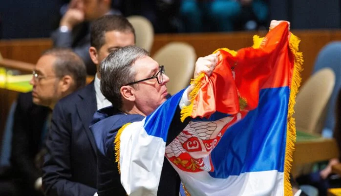 Vučić će odlikovati predstavnike država koji su bili protiv Rezolucije o Srebrenici