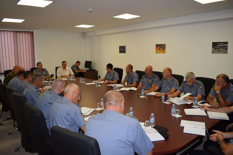 Policijski komesar održao sastanak sa komandirima policijskih stanica