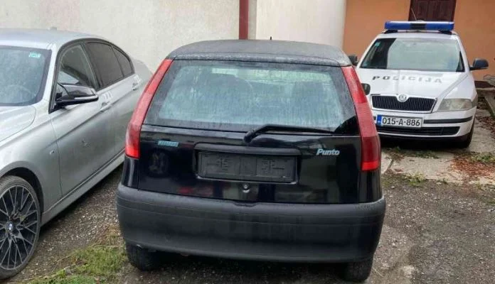 Policija u Žepču oduzela dva vozila od višestrukih povratnika u činjenju prekršaja