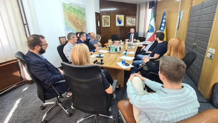 Ministarstvo za privredu dodijelilo poticaj za nastup 22 firme na sajmovima u Tešnju i Zenici