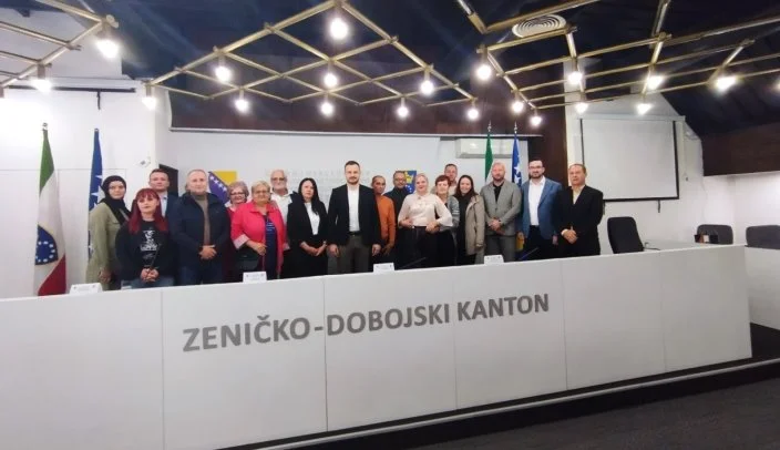 Potpisani ugovori o sufinansiranju projekata posvećenih obilježavanju značajnih datuma iz oblasti socijalne zaštite u ZDK