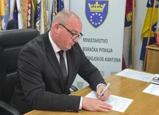 Ministarstvo za boračka pitanja ZDK dodijelilo podsticaj za zapošljavanje 26 pripadnika branilačke populacije Adnan Sirovica