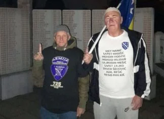 Enes i Senad pješačkim pohodom obilježavaju 21. godišnjicu smrti Alije Izetbegovića Enes I Senad