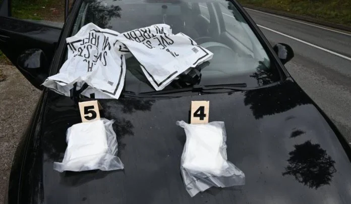 Uspješnom akcijom policije na području ZDK pronađeno i oduzeto oko 3 kg opojne droge (FOTO)