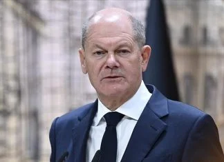 Scholz pozvao Iran na uzdržanost nakon napada Izraela Scholz