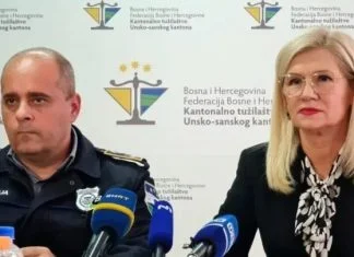Tužilaštvo USK o napadu na policajce: Istražujemo da li iza maloljetnika stoje određene ekstremne grupe USK