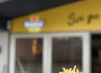 Iz objekta brze hrane u Zenici ukraden novac, dva tableta i računar City Burger Zenica