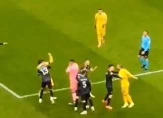 Rumuni skandirali “Kosovo je Srbija”, UEFA ih kaznila za “antimađarske” slogane Kosovo Je Srbija Rumunija