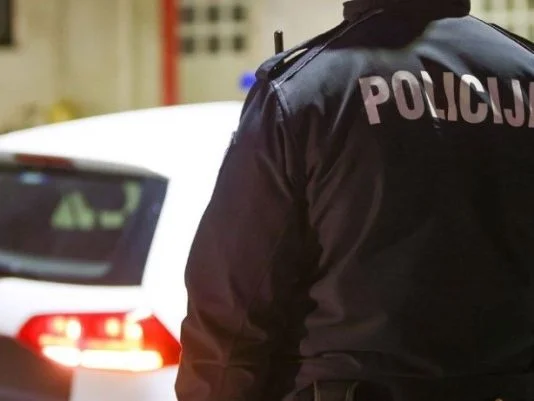 Policija