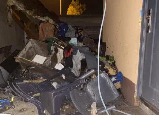 U Zenici gorila kuća u kojoj se nalazilo sedmero djece U Zenici Gorila Kuća U Kojoj Se Nalazilo Sedmero Djece