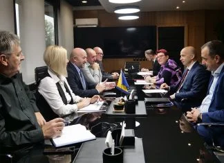 Predstavnici Vlade i granskih sindikata dogovorili povećanje plate za službenike policije, javne uprave i pravosuđa Vlada ZDK Sindikat