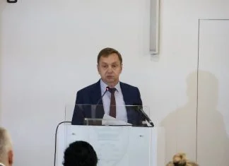 Poslanik u Skupštini ZDK Spahija Kozlić postavio pitanje u vezi sa izgradnjom objekta na Trgu rudara u Zenici Spahija Kozlić