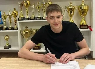 Zeničanin Jan Bulajić potpisao prvi profesionalni ugovor sa KK Podgorica Jan Bulajić