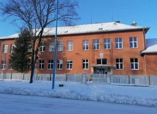 Najmanje Dvoje Ubijenih U školi U Slovačkoj