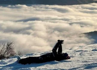 Prvo zimovanje u Eko kući na Smetovima: Snijeg, radost i nezaboravni trenuci (FOTO) Smetovi