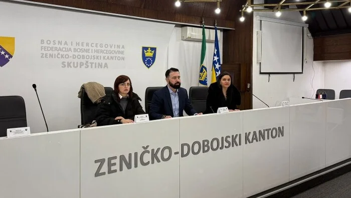 Univerzitet u Zenici učestvovao u javnoj raspravi o Nacrtu Zakona o izmjenama i dopunama Zakona o visokom obrazovanju