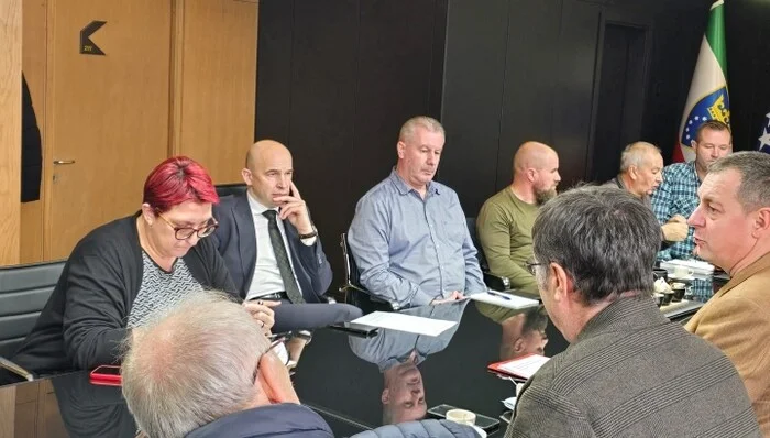 Premjer Nezir Pivić razgovarao sa predstavnicima planinarskih društava u ZDK