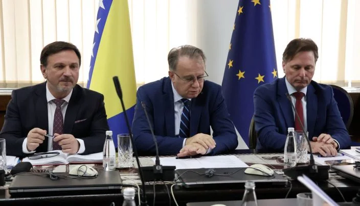 Održan sastanak Vlade FBiH, trgovaca i proizvođača: Produžava se projekat “Zaključavamo cijene”