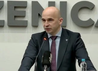 Pivić na sjednici Gradskog vijeća Zenice: Ne dozvoljavam da se u mom prisustvu govore neistine (VIDEO) Nezir Pivic