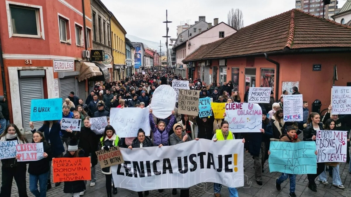 Protesti Zenica Ustaje