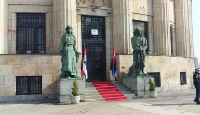 Zastava Srbije Ispred Dodikovog Kabineta Dan Nakon Zabrane Ustavnog Suda Bih Zastava Srbije 2 67ae19b16bae6