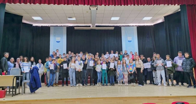 OŠ “Meša Selimović” ponovo prvak ekipnog šahovskog prvenstva osnovnih škola Zenice (FOTO)