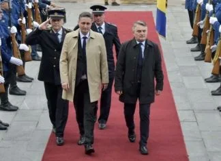 Bećirović i Komšić zahtijevaju vanrednu sjednicu Predsjedništva BiH Denis Bećirović I Željko Komšić