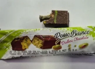 Povlači se čokoladica “Rosso Bianco Dubai Chocolate”, pronađen šaraf u proizvodu Rosso Bianco Dubai Chocolate