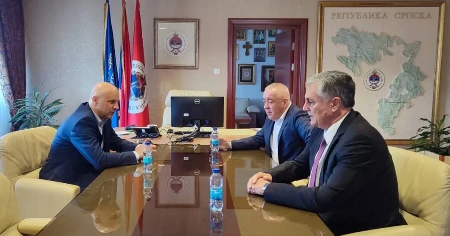 Dan nakon što je napustio SIPA-u Ćulum s vrhom MUP-a RS: Poželjeli mu dobrodošlicu