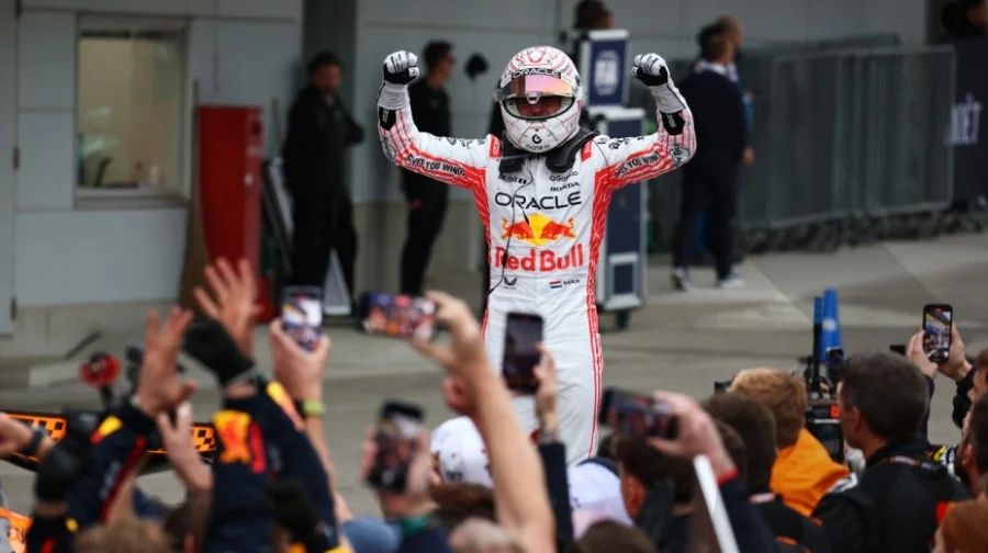 Verstappen slavio u Japanu, četvrta uzastopna pobjeda na Suzuki Max Verstappen