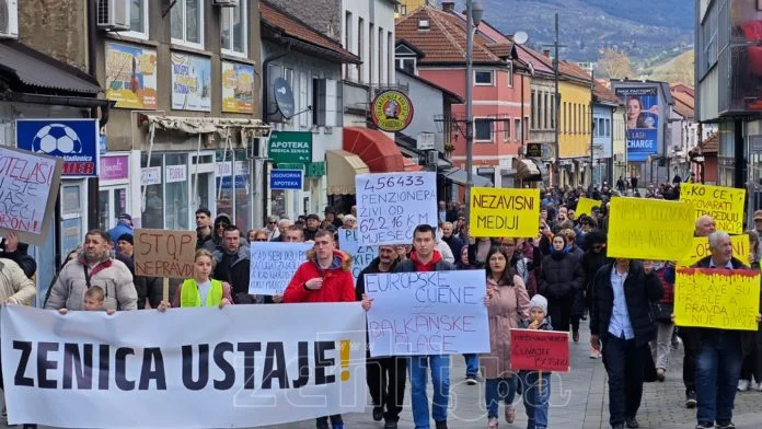Zenica Ustaje 06.04..