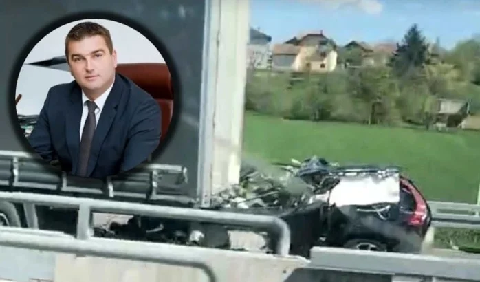 U saobraćajnoj nesreći na autoputu poginuli zastupnik u NSRS-u, njegova supruga i maloljetno dijete