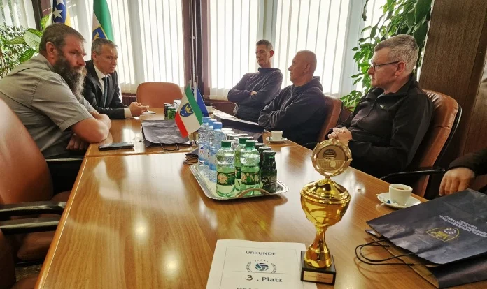 Predsjedavajući Huskić razgovarao sa predstavnicima Kluba sjedeće odbojke “Čelik ‘O7” Zenica