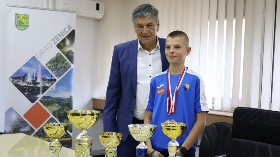 Adnan Kolić Kasumović