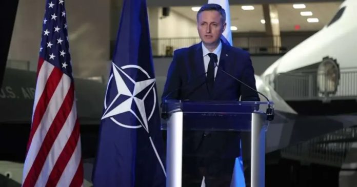 Denis Bećirović