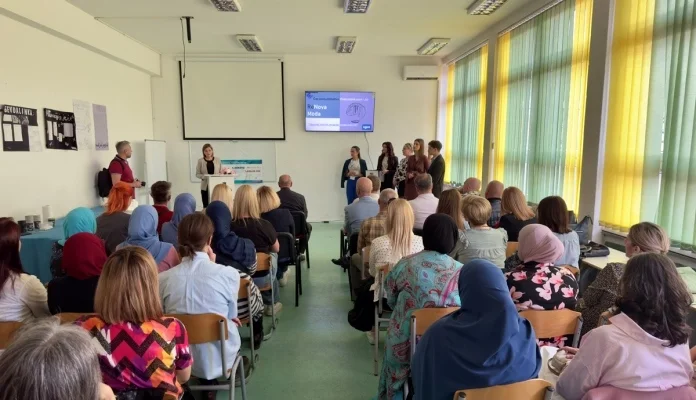 Ekonomska škola Zenica proslavila 66 godina uspješnog rada (FOTO)