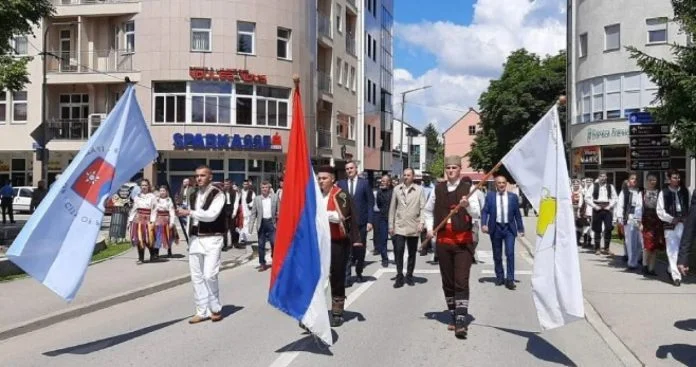 Prijedor, Defile