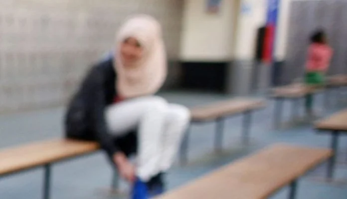 Hidžab, Djevojčica