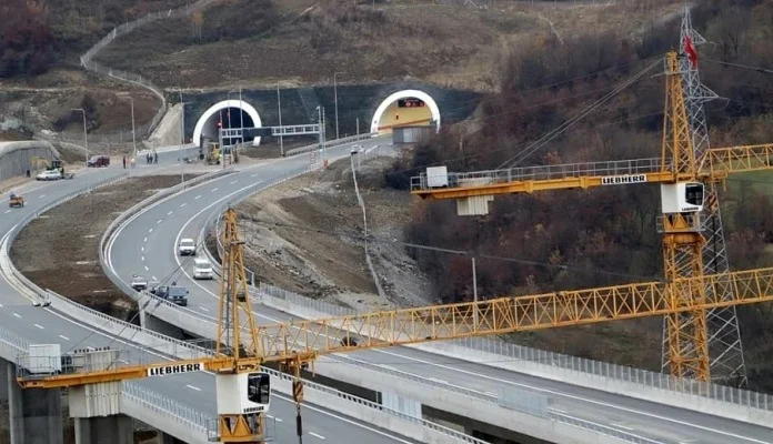 Izgradnja autoputa Zenica-Doboj “debelo” će kasniti