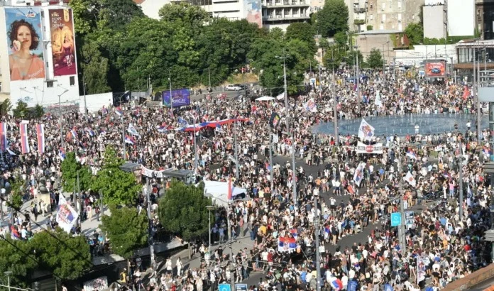Počeli novi veliki protesti studenata u Beogradu, Vučić precizirao “vrijeme kada će doći do nasilja”