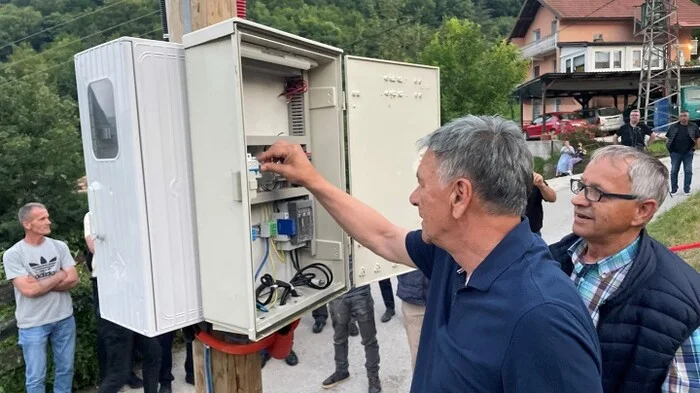 Kovanići dobili javnu rasvjetu, Kasumović u funkciju pustio savremeni sistem