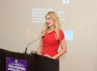 Ministrica zdravstva ZDK prisustvovala centralnom događaju povodom Međunarodnog dana borbe protiv zloupotrebe droga Ministrica Salčinović